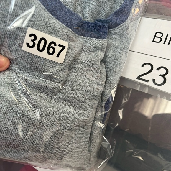 Long Sleeve Top - Picture 6 of 7